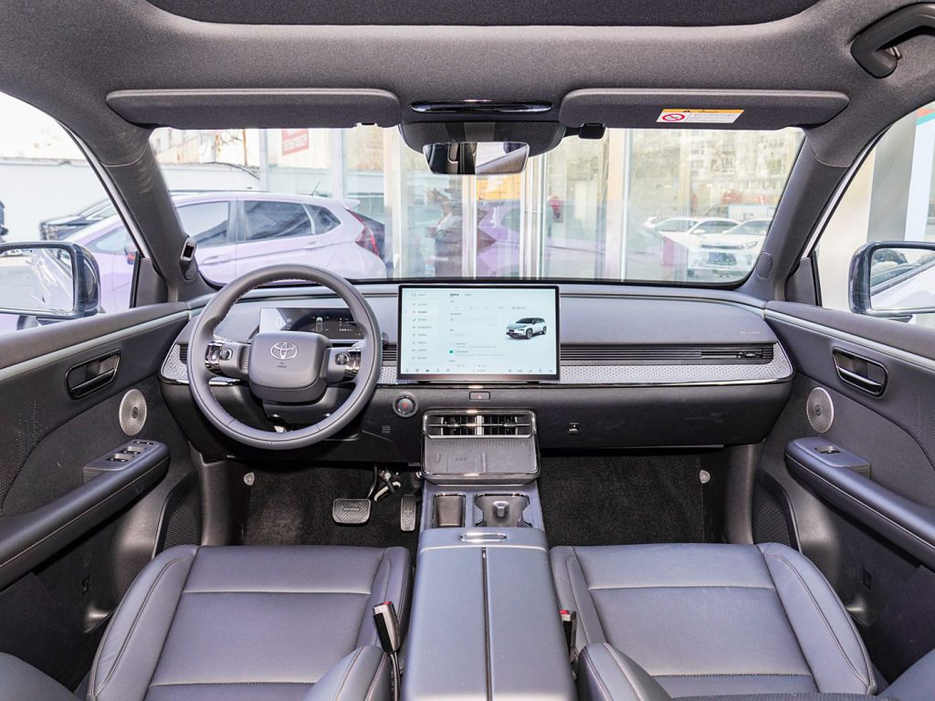 1400x1050_autWhedv0081