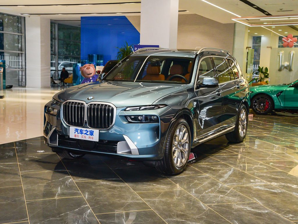 宝马x7