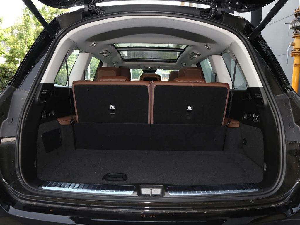 1400x1050_autohomecar__ChtlxWgeoWOAC-7VACzH5OC632k923