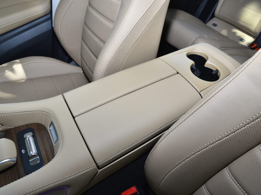 1400x1050_autohomecar__Chtlxmg3KWuAL6euAExxhyN_Aco307