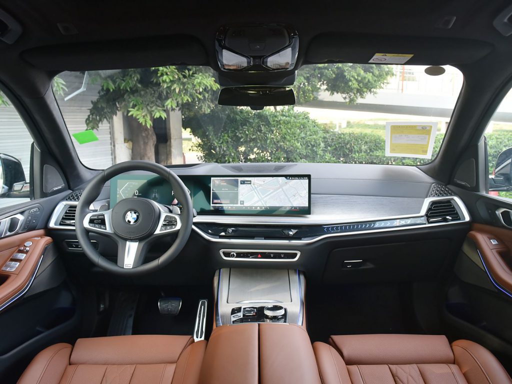 宝马x7