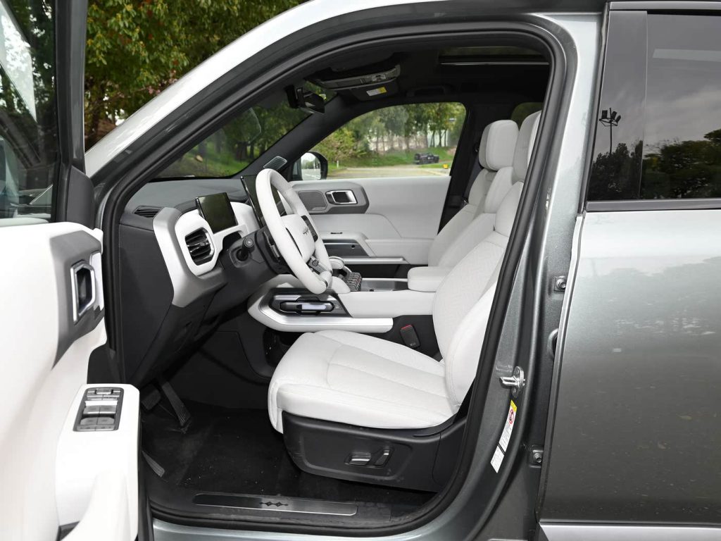 1400x1050_yB8XQ4rM829