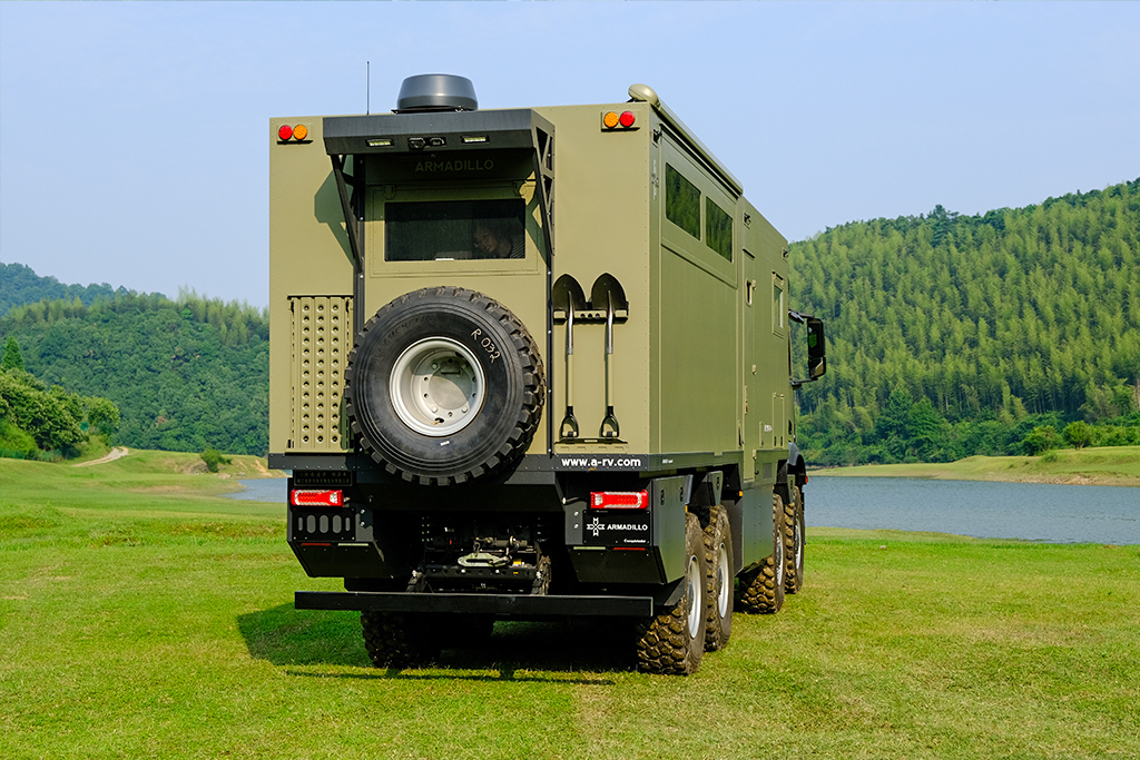 奔驰阿莫迪罗征服者T