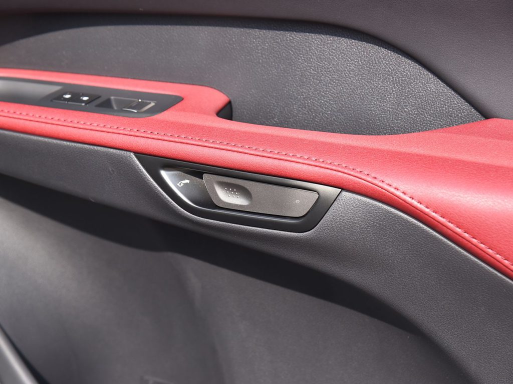 1400x1050_autohomecar__Chtk2WcrbZKAaK12AETmT_Ppknc859